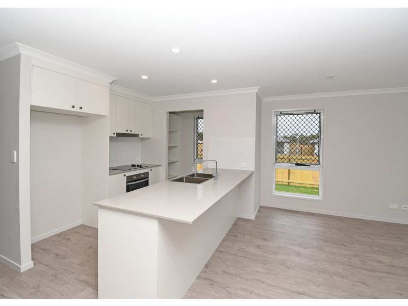 Point Vernon QLD 4655