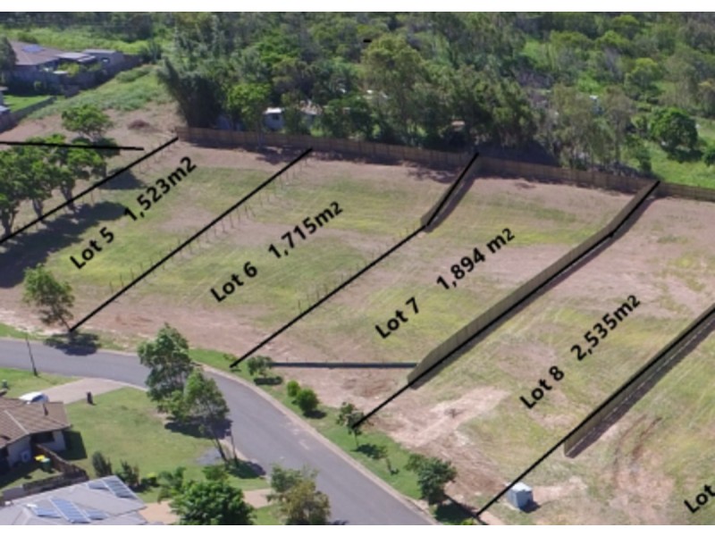 7 lake side Drive, Yeppoon QLD 4703