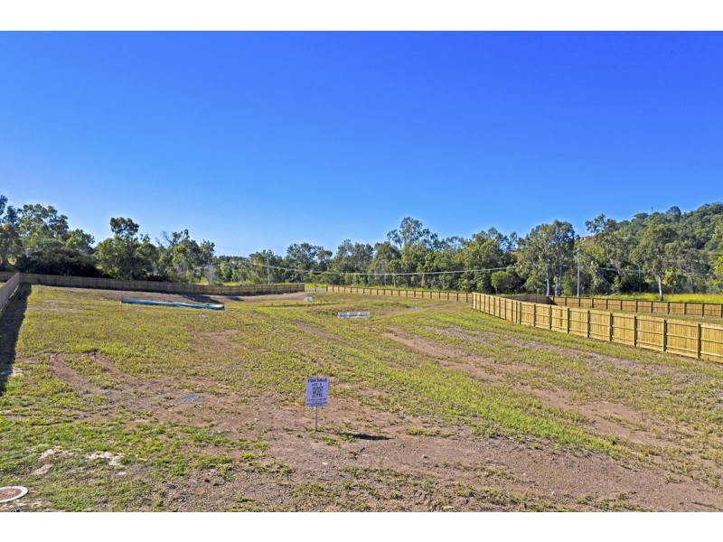 9 lakeside Drive, Taroomball QLD 4703