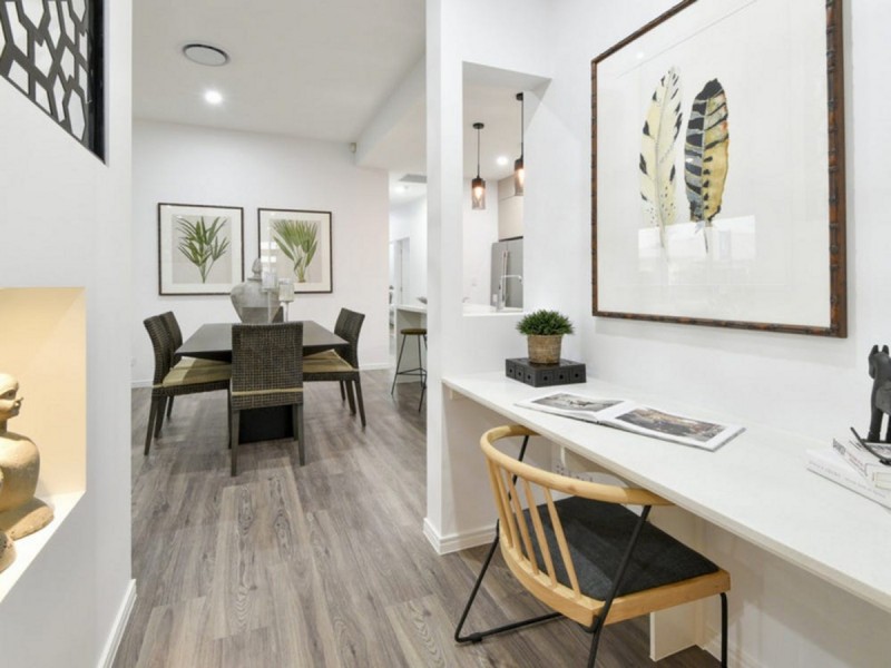 Point Vernon QLD 4655