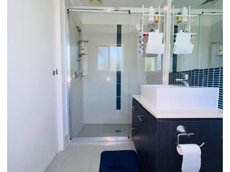 12 Captain Cook Street, Urraween QLD 4655