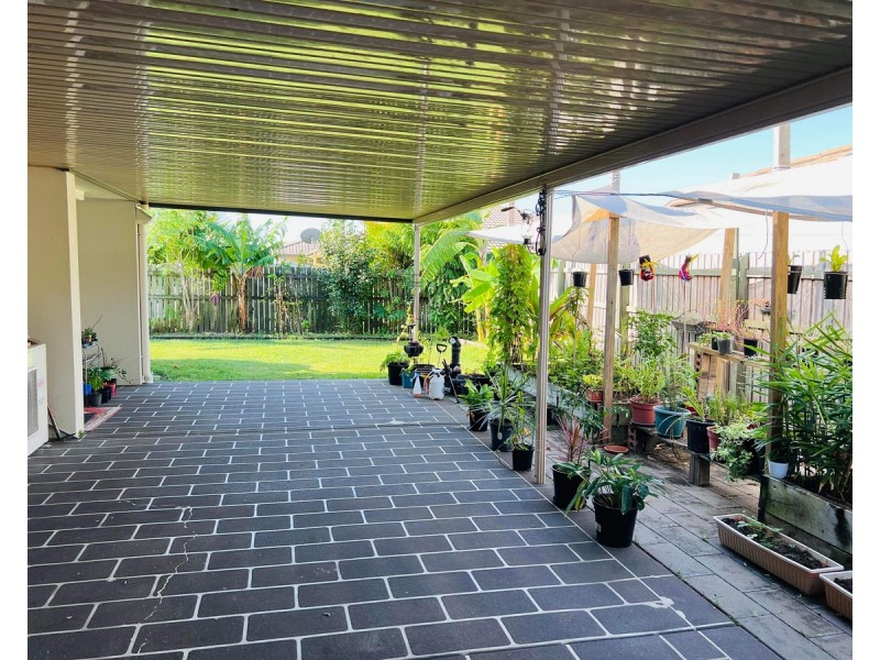 12 Captain Cook Street, Urraween QLD 4655