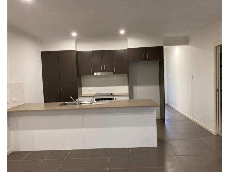 1/1 Broadwater Road, Morayfield QLD 4506