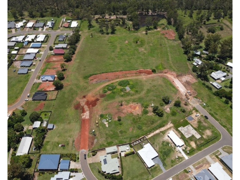 33 Macadamia Drive, Tinana QLD 4650