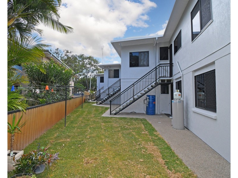 494 Esplanade, Torquay QLD 4655