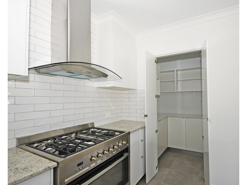 27 Canecutter Court, Kawungan QLD 4655
