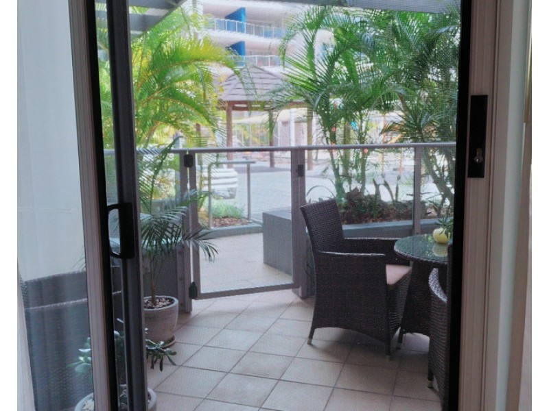 8/569 Esplanade, Urangan QLD 4655
