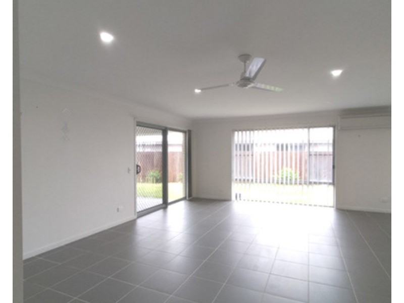 29 O’Connell Parade, Urraween QLD 4655