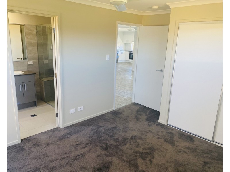 Point Vernon QLD 4655
