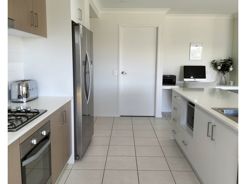 19 Atherton Road, Urraween QLD 4655