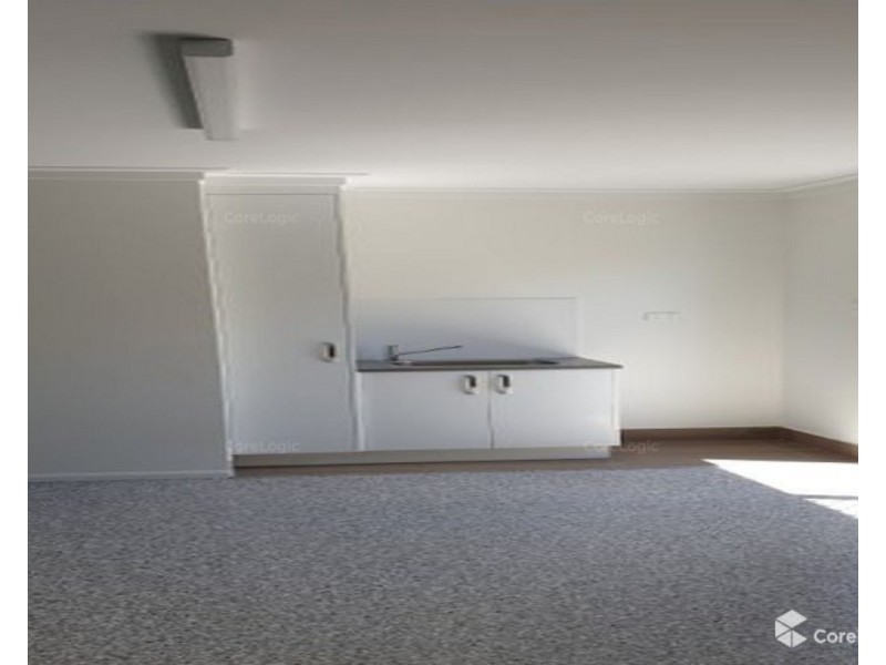 7/12 Honiton, Torquay QLD 4655