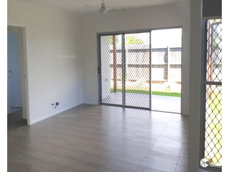 7/12 Honiton, Torquay QLD 4655