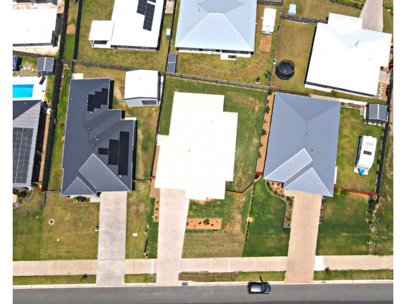 124 Murphy Street, Point Vernon QLD 4655