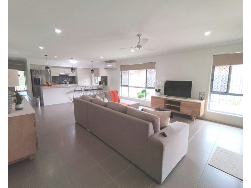 46 Augustus Boulevard, Urraween QLD 4655