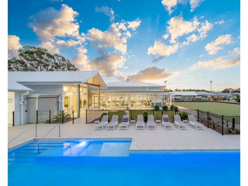 144/2-20 Island View Drive, Urangan QLD 4655
