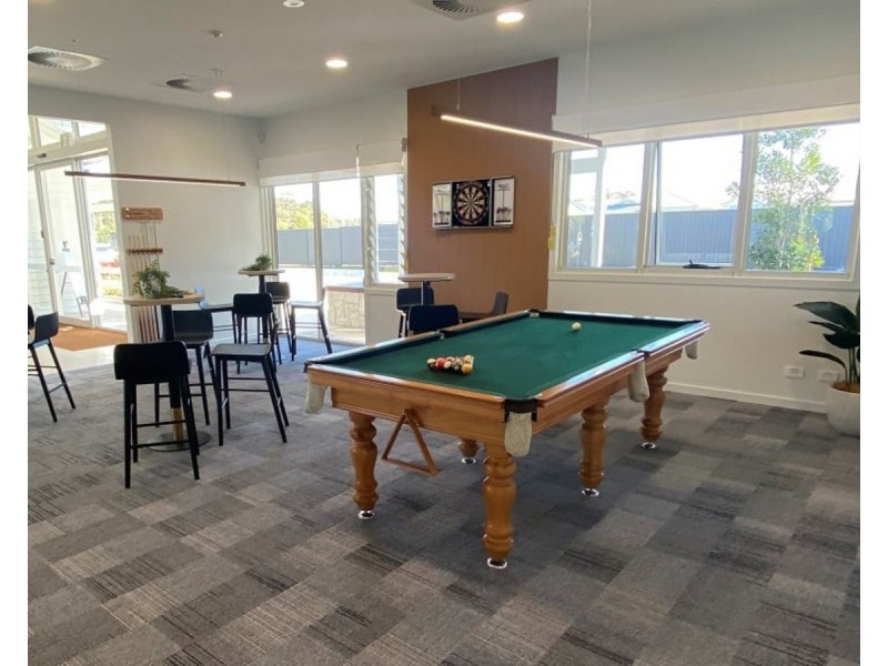 144/2-20 Island View Drive, Urangan QLD 4655