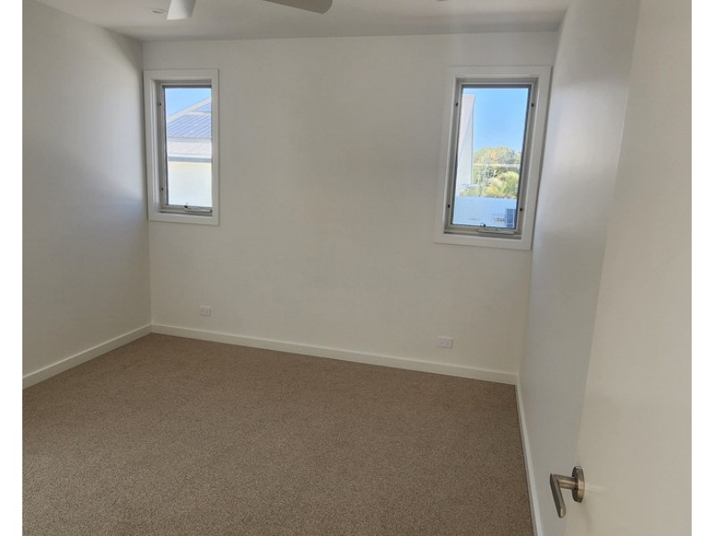 1/21 Parari Street, Warana QLD 4575