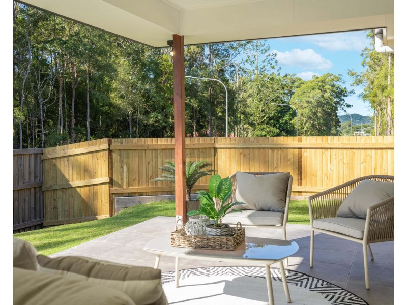 1/2 Appleberry Place, Yandina QLD 4561