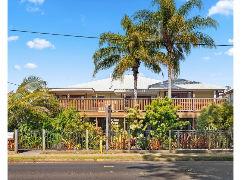 535 Esplanade, Urangan QLD 4655