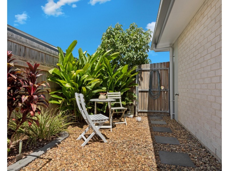 46 North Street, Point Vernon QLD 4655