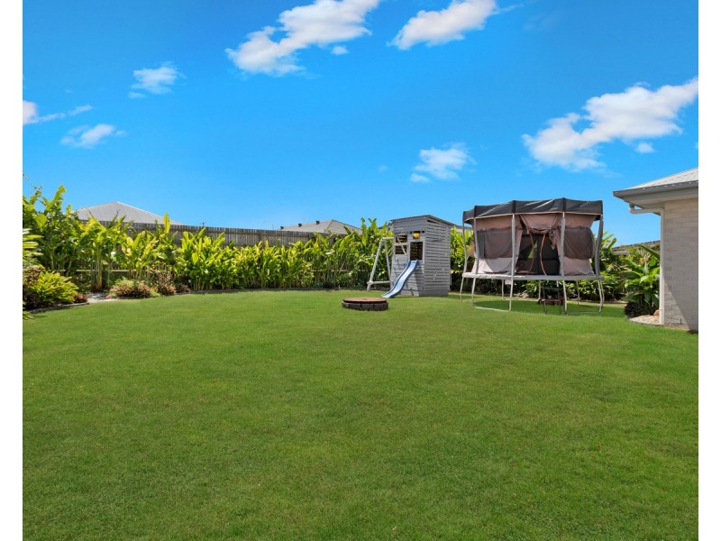 46 North Street, Point Vernon QLD 4655