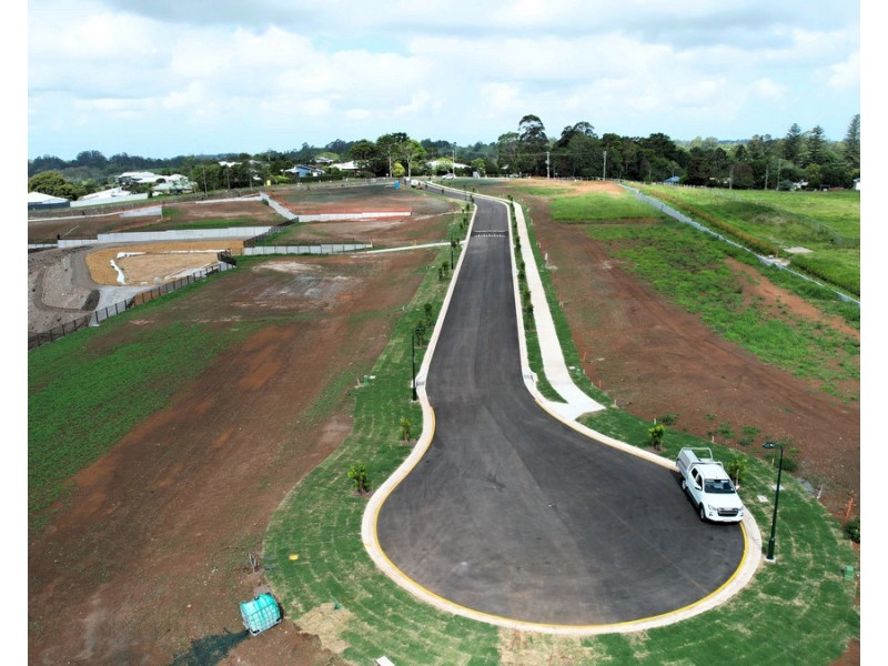 26 Bradbury Place, Maleny QLD 4552