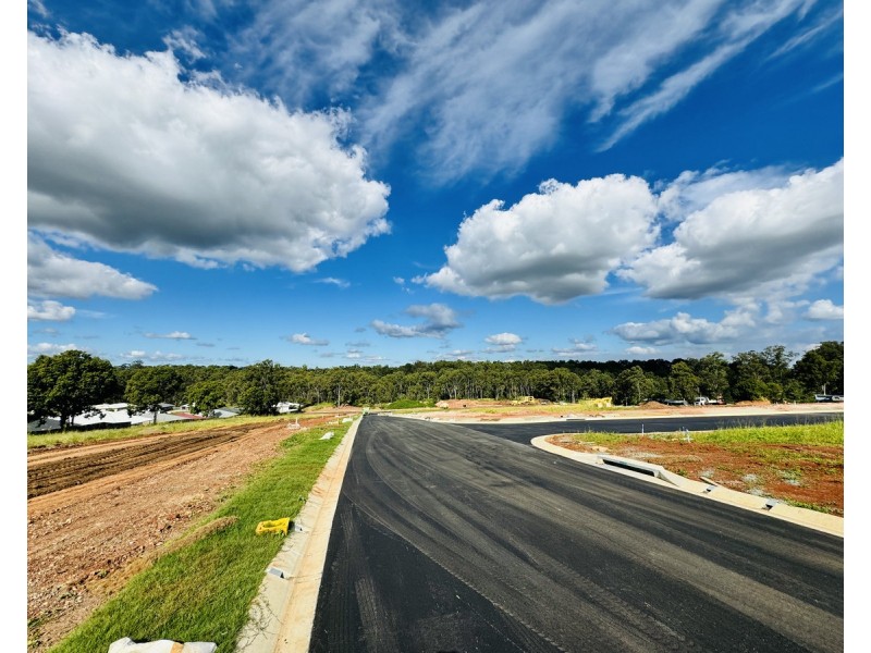 24 Macadamia Drive, Tinana QLD 4650