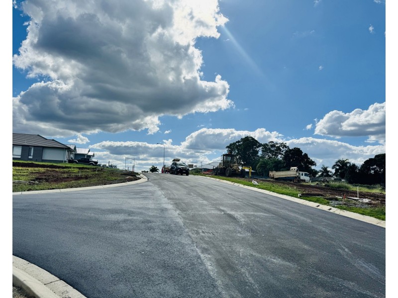 48 New Road, Tinana QLD 4650