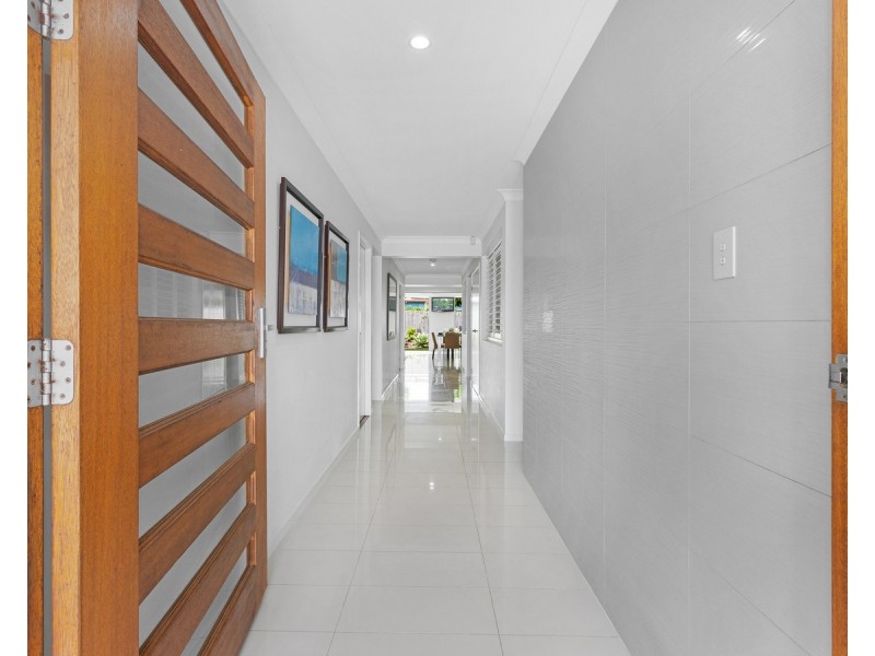 25 Boat Harbour Drive, Urraween QLD 4655