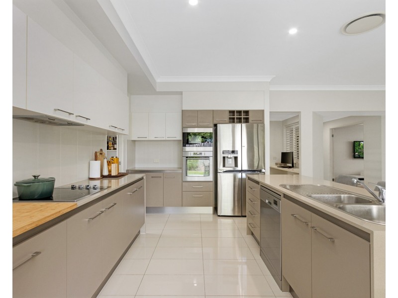 25 Boat Harbour Drive, Urraween QLD 4655