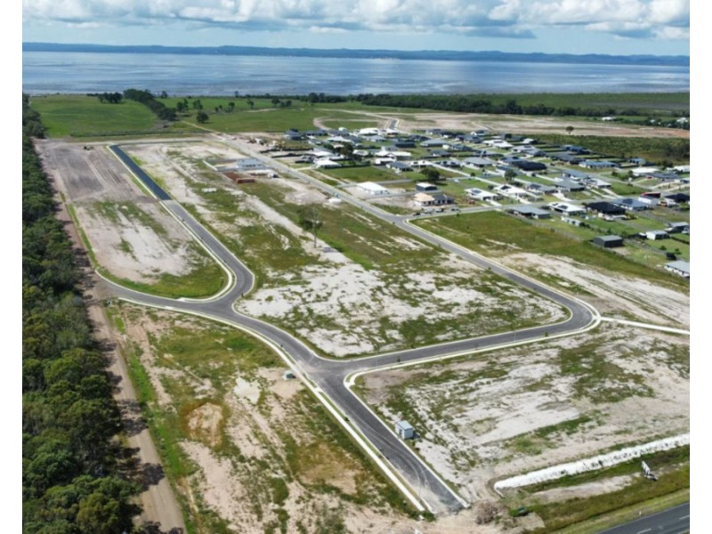 23 Humpback Cuircuit, Booral QLD 4655