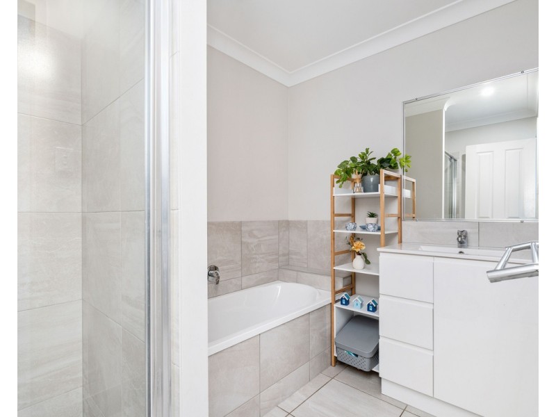 15 Eli Court, Kawungan QLD 4655