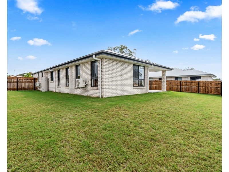 120 A Bideford Street, Torquay QLD 4655