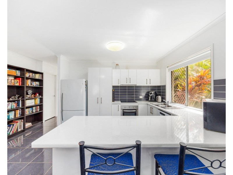 76 Palm Way, Dundowran Beach QLD 4655