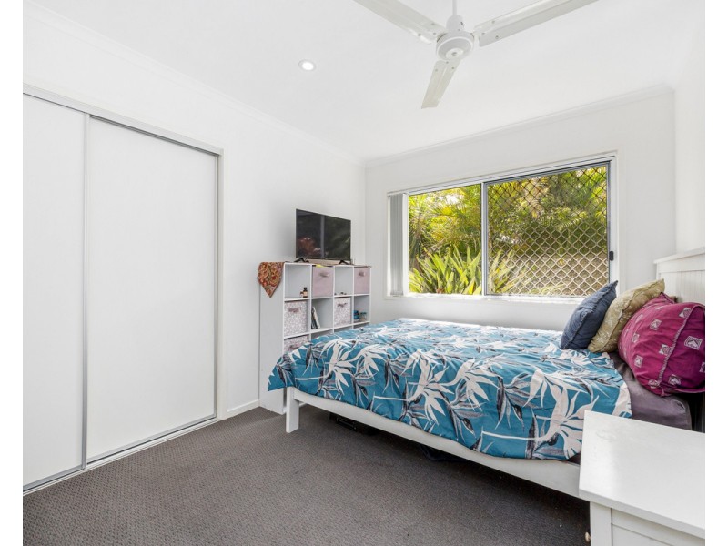 76 Palm Way, Dundowran Beach QLD 4655