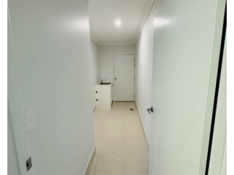 1/205 Truro Street, Urangan QLD 4655