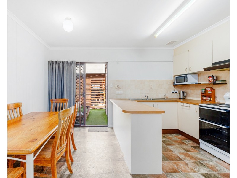 6/436 Esplanade, Torquay QLD 4655