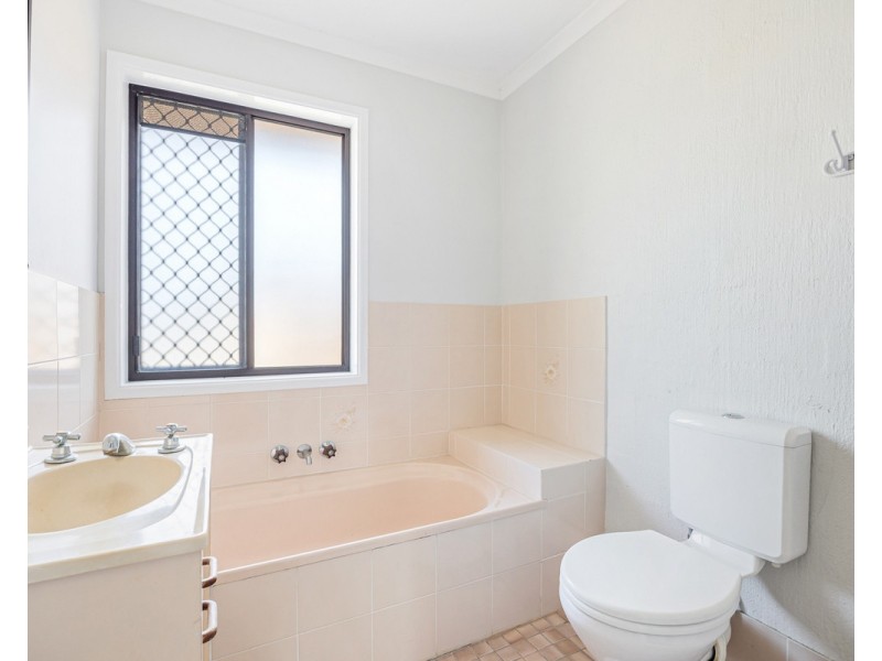 6/436 Esplanade, Torquay QLD 4655