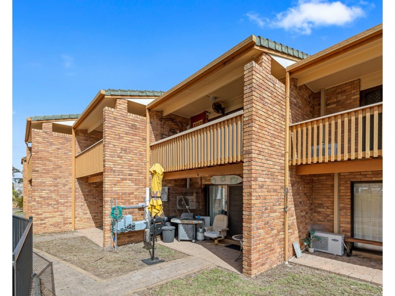 6/436 Esplanade, Torquay QLD 4655