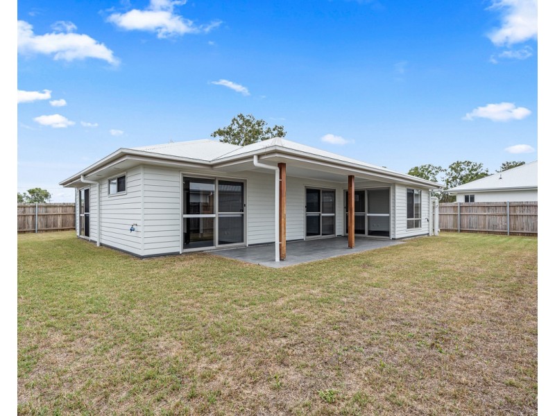 8 Ocean Edge Road, Burrum Heads QLD 4659