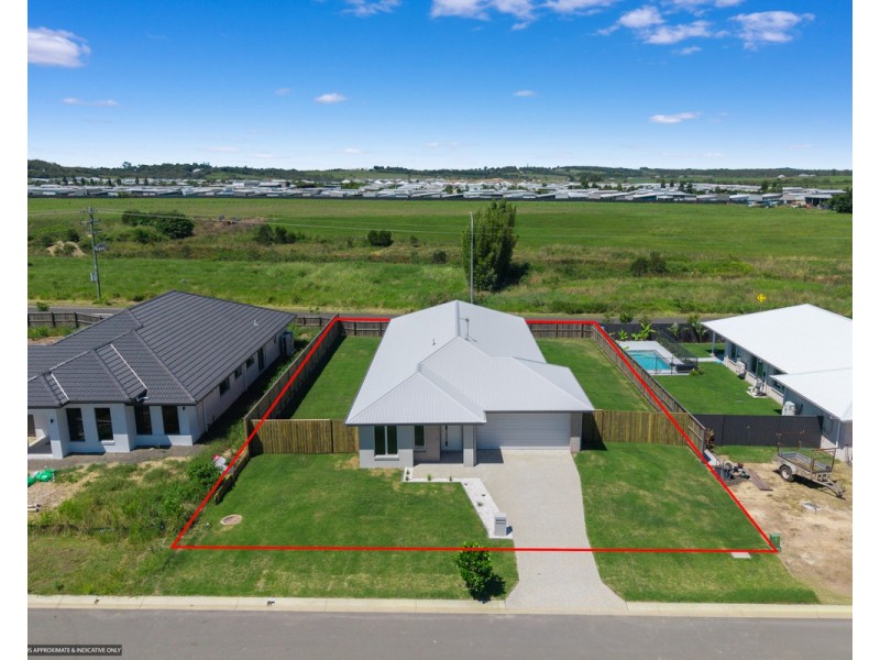 10 Hovea Circuit, Nikenbah QLD 4655