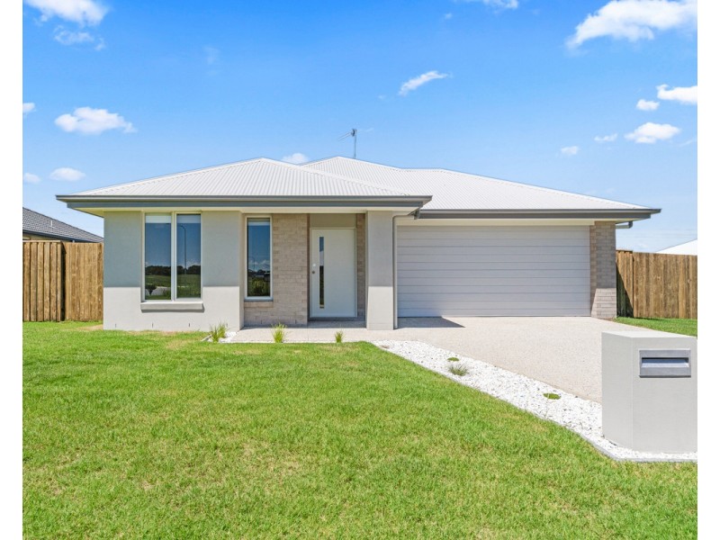 10 Hovea Circuit, Nikenbah QLD 4655