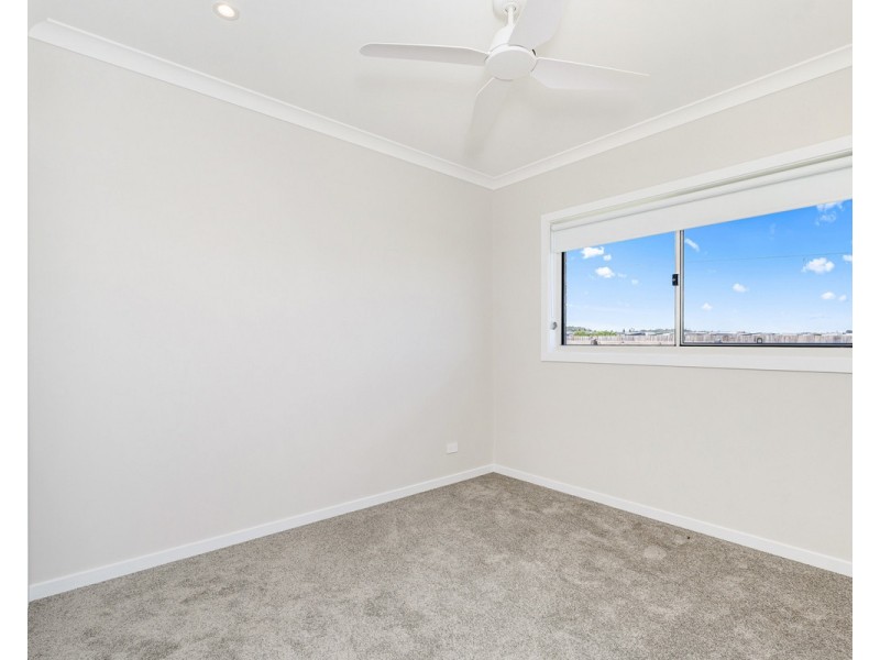 10 Hovea Circuit, Nikenbah QLD 4655