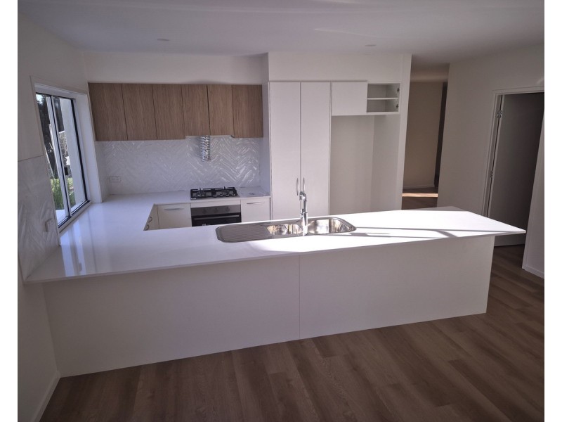 2/1 Eva Place, Nambour QLD 4560