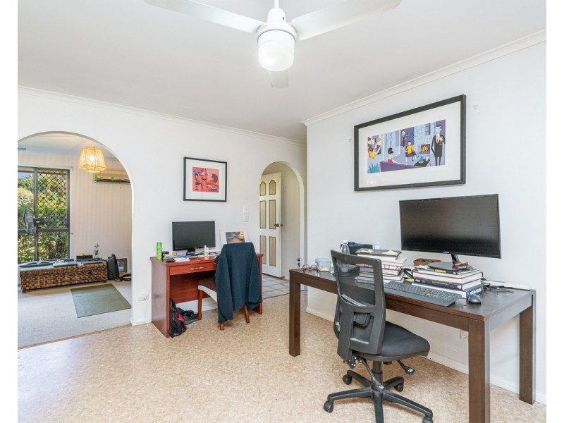 15 Parkway Drive, Scarness QLD 4655