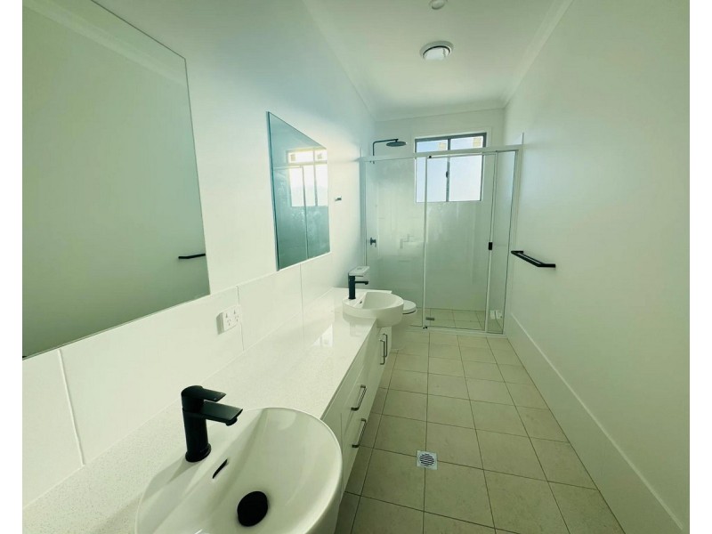 unit 15/14 Honiton Street, Torquay QLD 4655