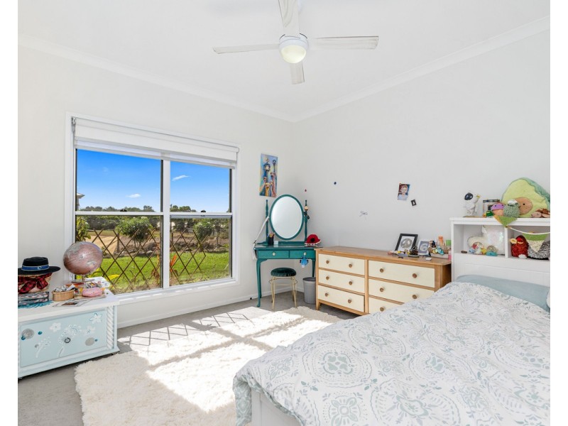 61 Pedelty Lane, Dundowran QLD 4655