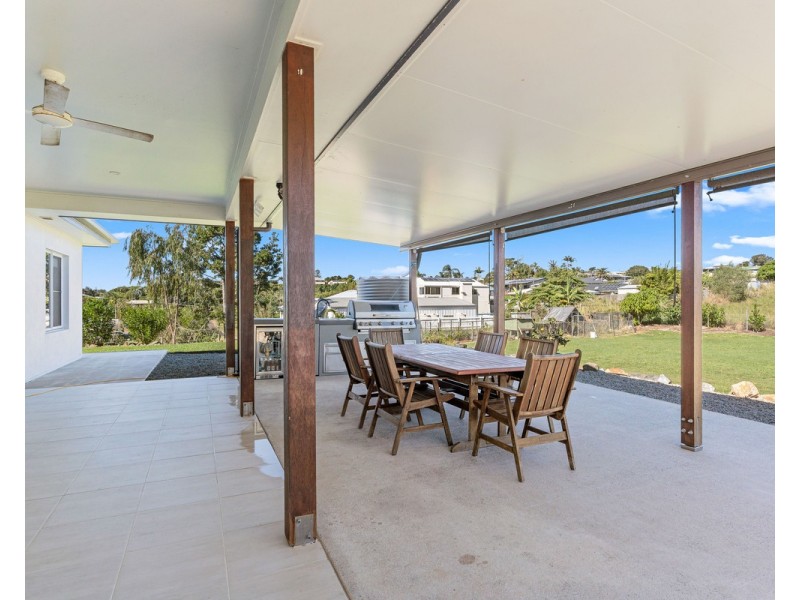 61 Pedelty Lane, Dundowran QLD 4655