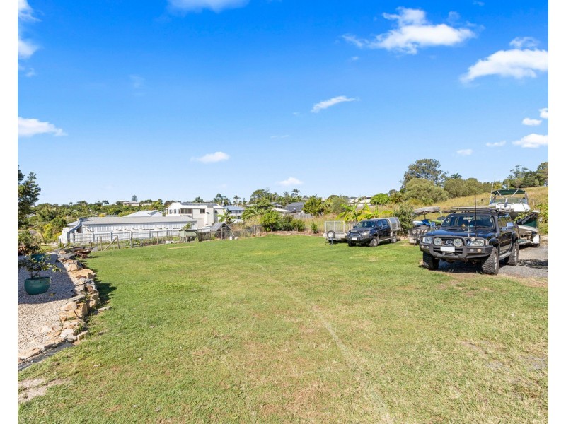 61 Pedelty Lane, Dundowran QLD 4655