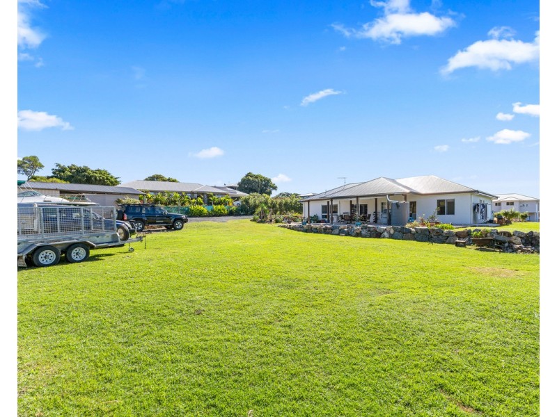 61 Pedelty Lane, Dundowran QLD 4655